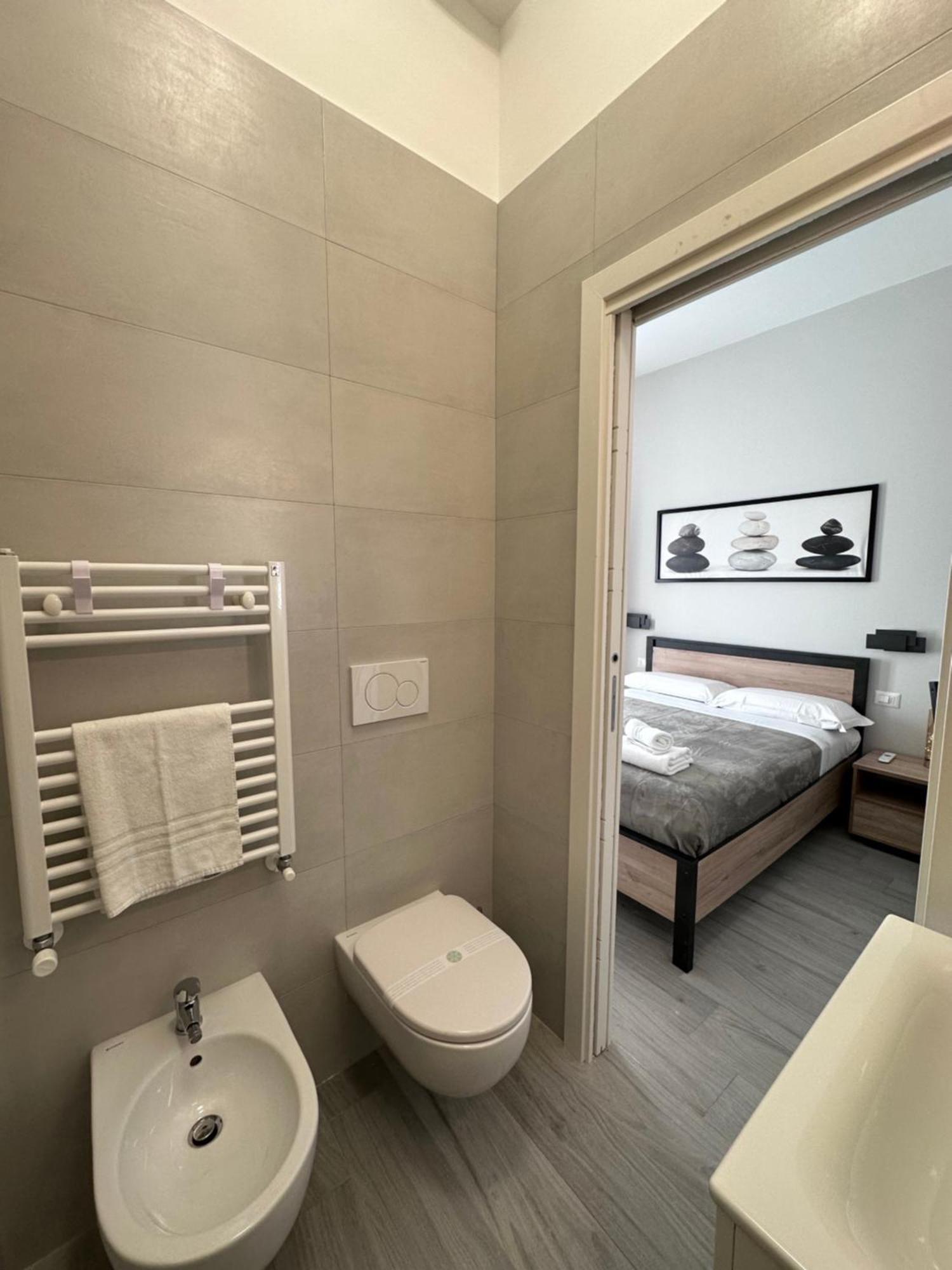 Roma Centro Softrooms Guest House Affittacamere Esterno foto