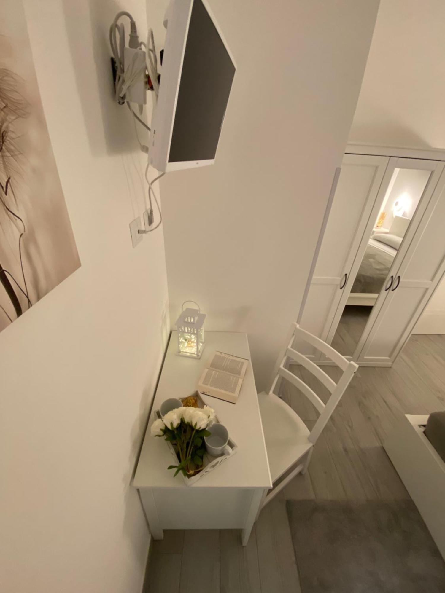 Roma Centro Softrooms Guest House Affittacamere Esterno foto