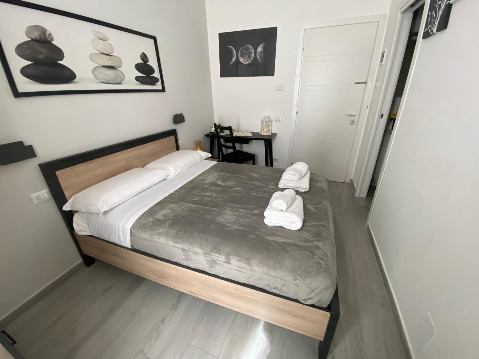 Roma Centro Softrooms Guest House Affittacamere Esterno foto