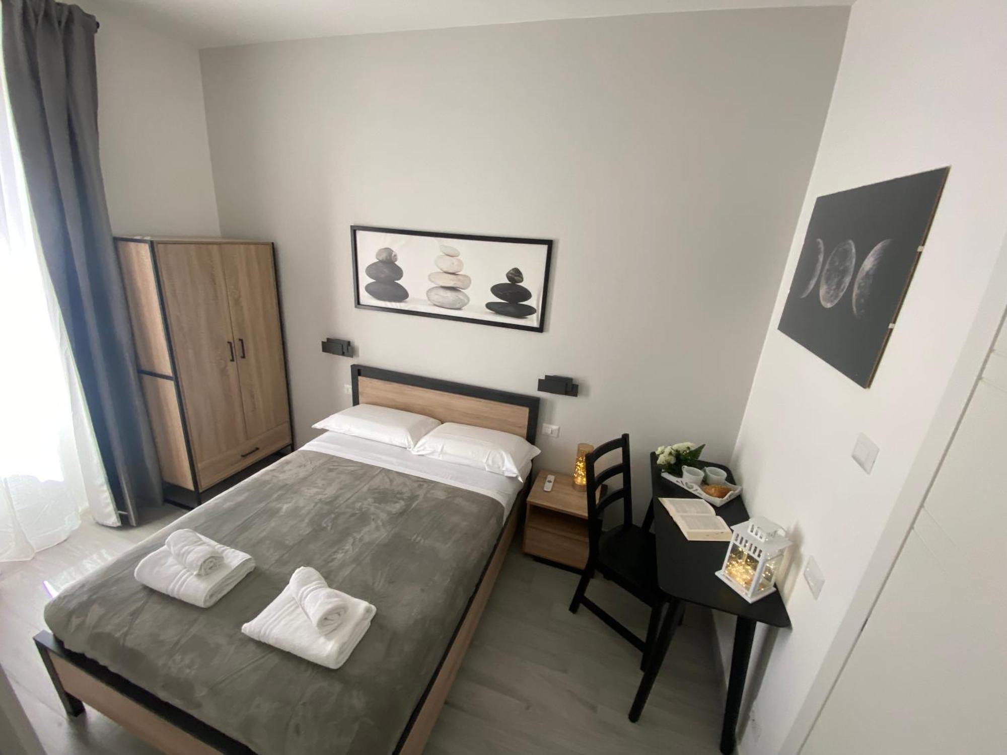 Roma Centro Softrooms Guest House Affittacamere Esterno foto