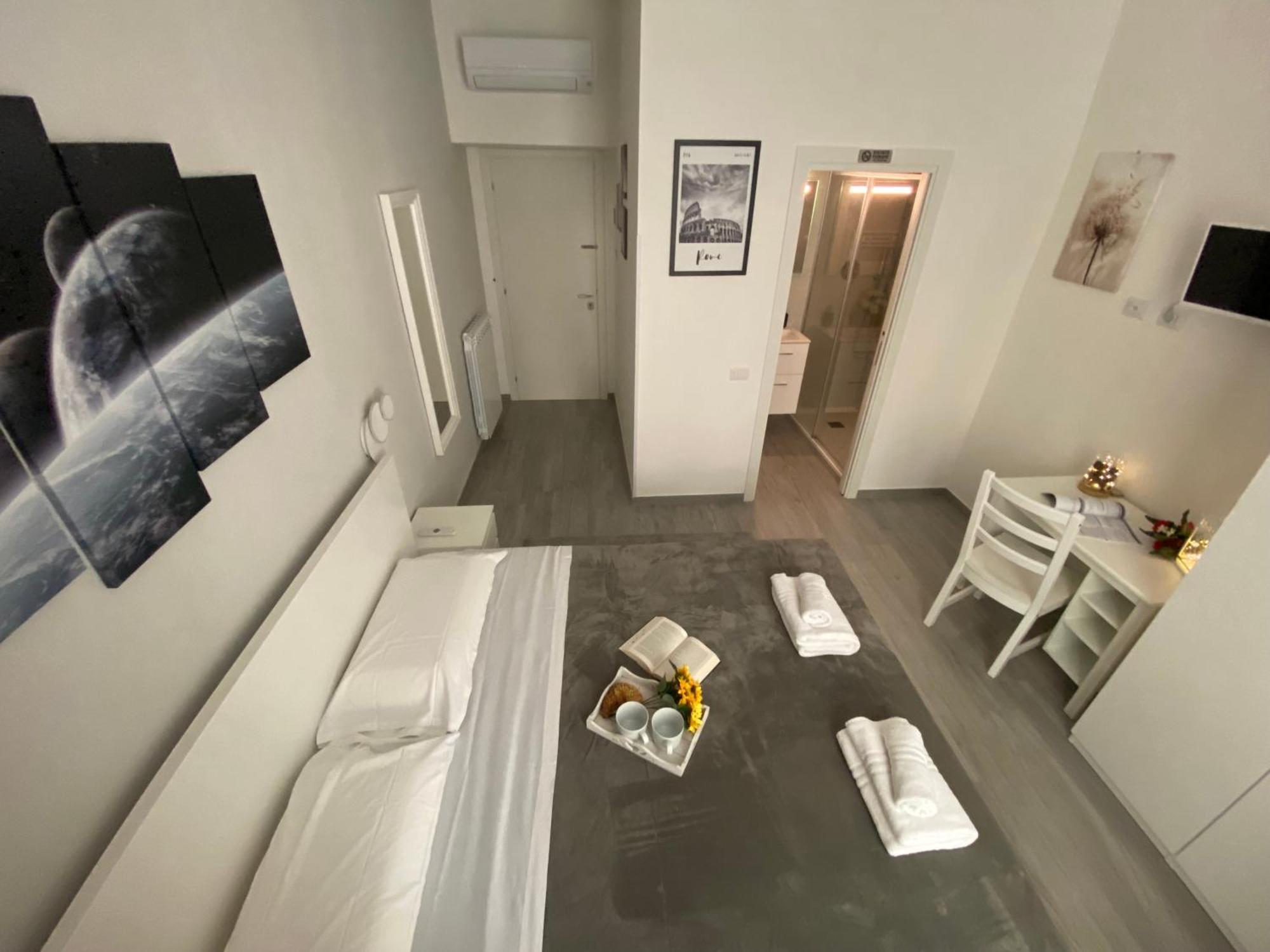 Roma Centro Softrooms Guest House Affittacamere Esterno foto