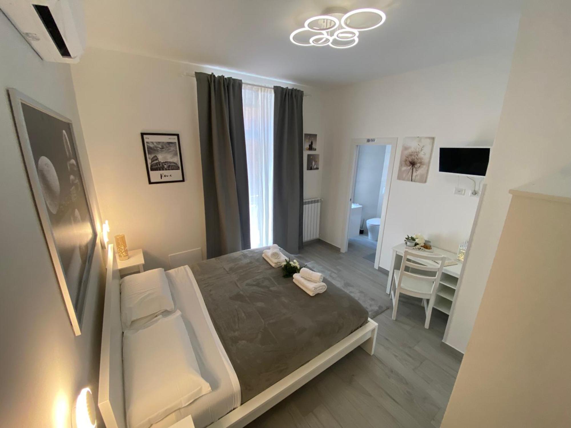 Roma Centro Softrooms Guest House Affittacamere Esterno foto