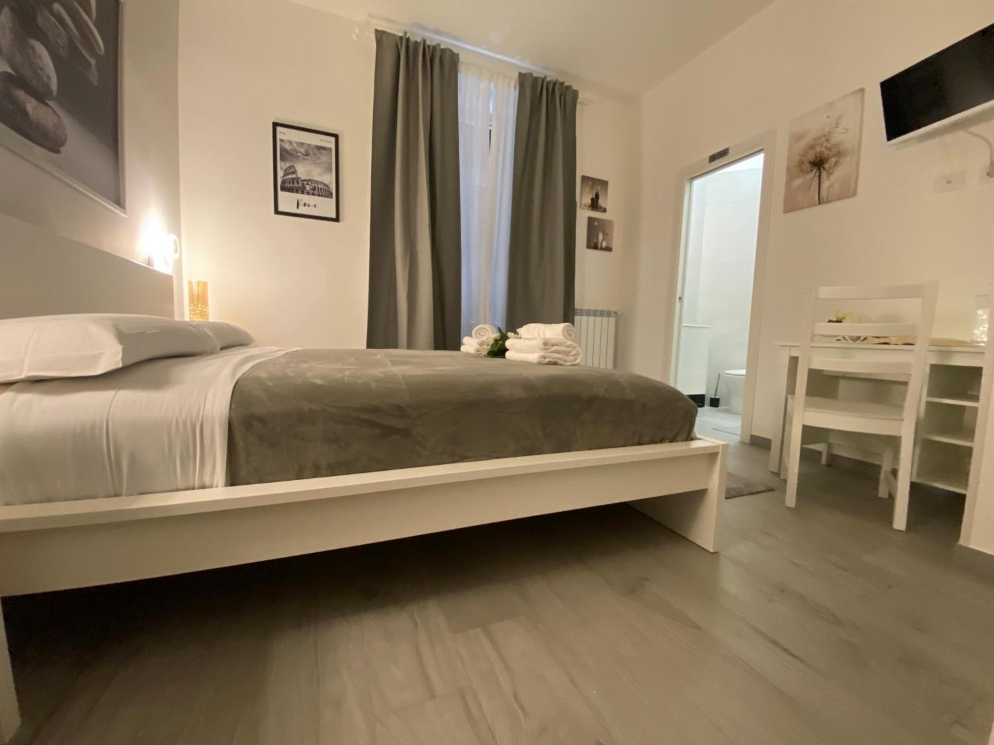 Roma Centro Softrooms Guest House Affittacamere Esterno foto