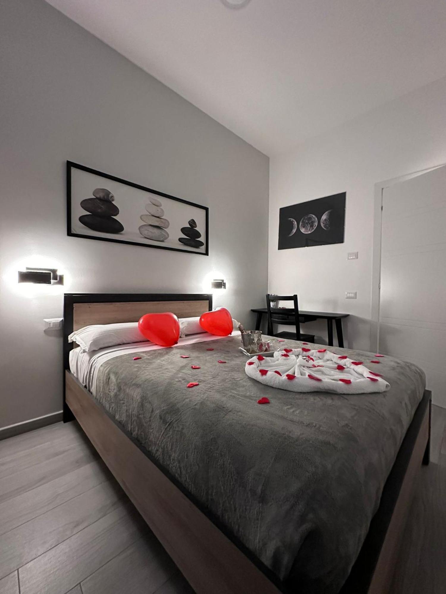 Roma Centro Softrooms Guest House Affittacamere Esterno foto